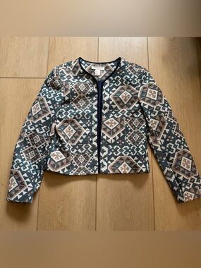 H&M Geometric Cropped Jacket in Navy, Cream & Tan